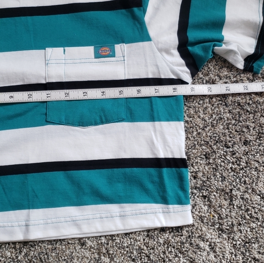 Dickies| Cropped Short Sleeve Casual Tshirt - Picture 5 of 6